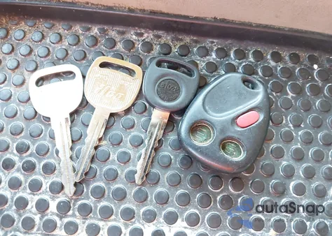 2004 Chevrolet Tahoe Lt from USA, damaged, VIN 1GNEC13Z24R252399